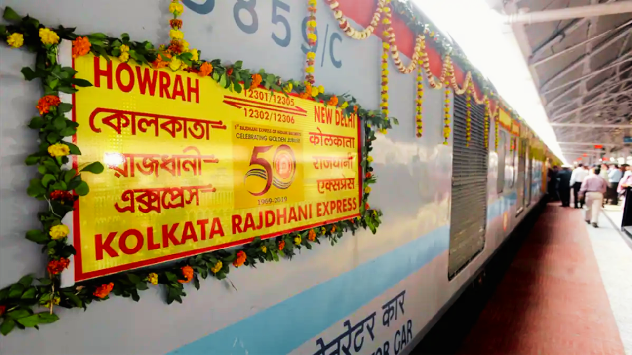 Rajdhani Express celebrates 25 years