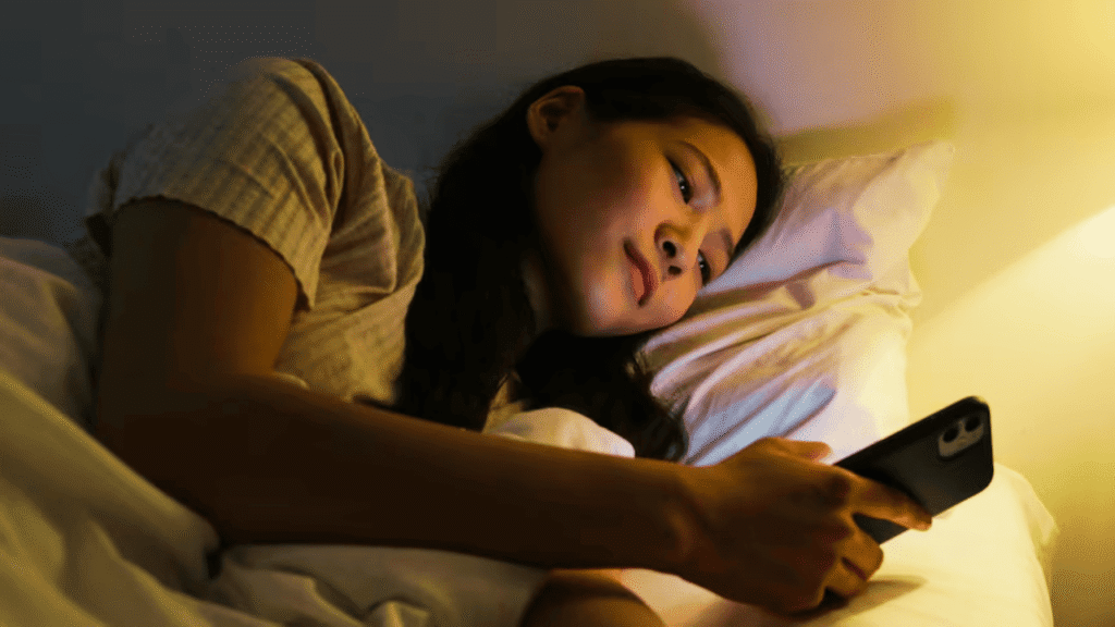 Night Mobile Scrolling Health Risk